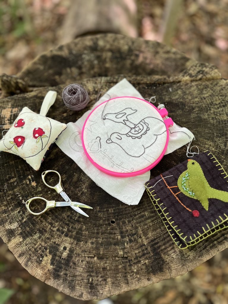 embroidery hoop scissors