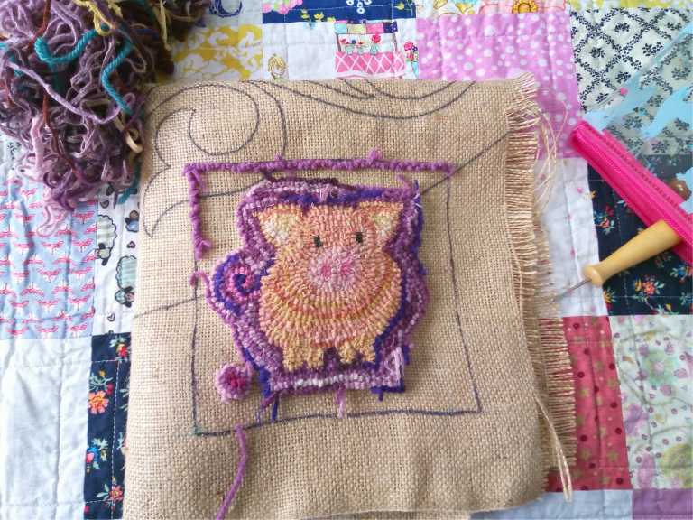 rug hooking pig